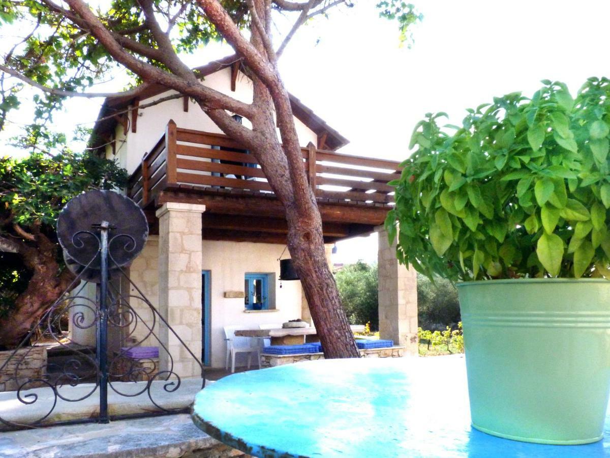 Villa Antonia 阿尔米里达 外观 照片